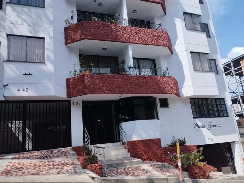 Fachada del edificio María Jimena